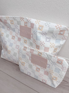 PASTEL CHECKERED ZIPPER POUCH