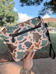 INSULATED COOLER POUCH with straps and zipper | NEUTRAL CAMO