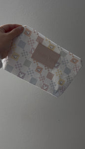 PASTEL CHECKERED ZIPPER POUCH