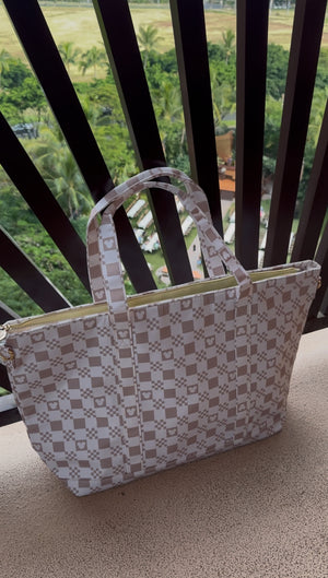 NUDE MOUSE CHECKERED TOTE