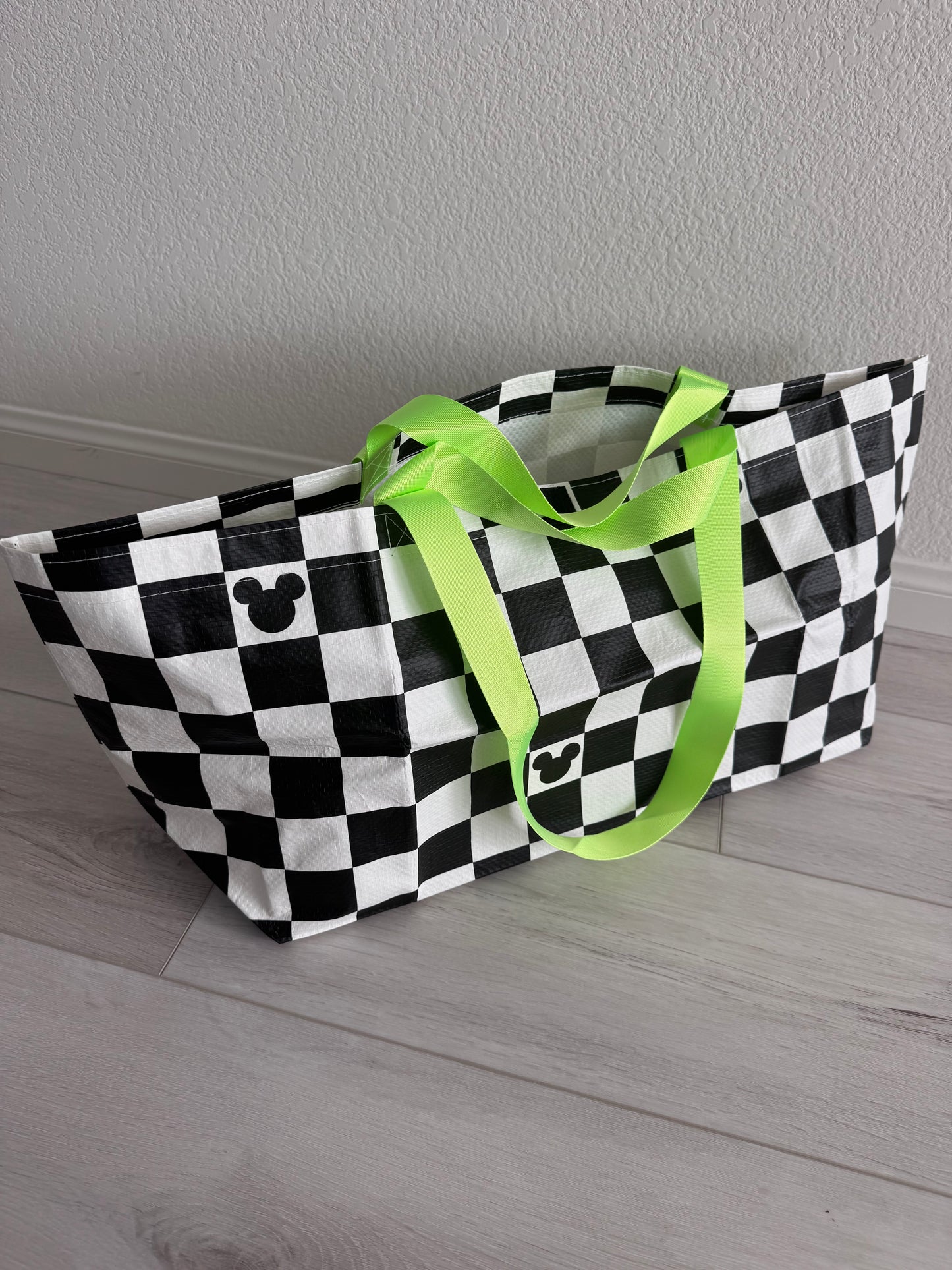 Classic Check Everywhere Tote